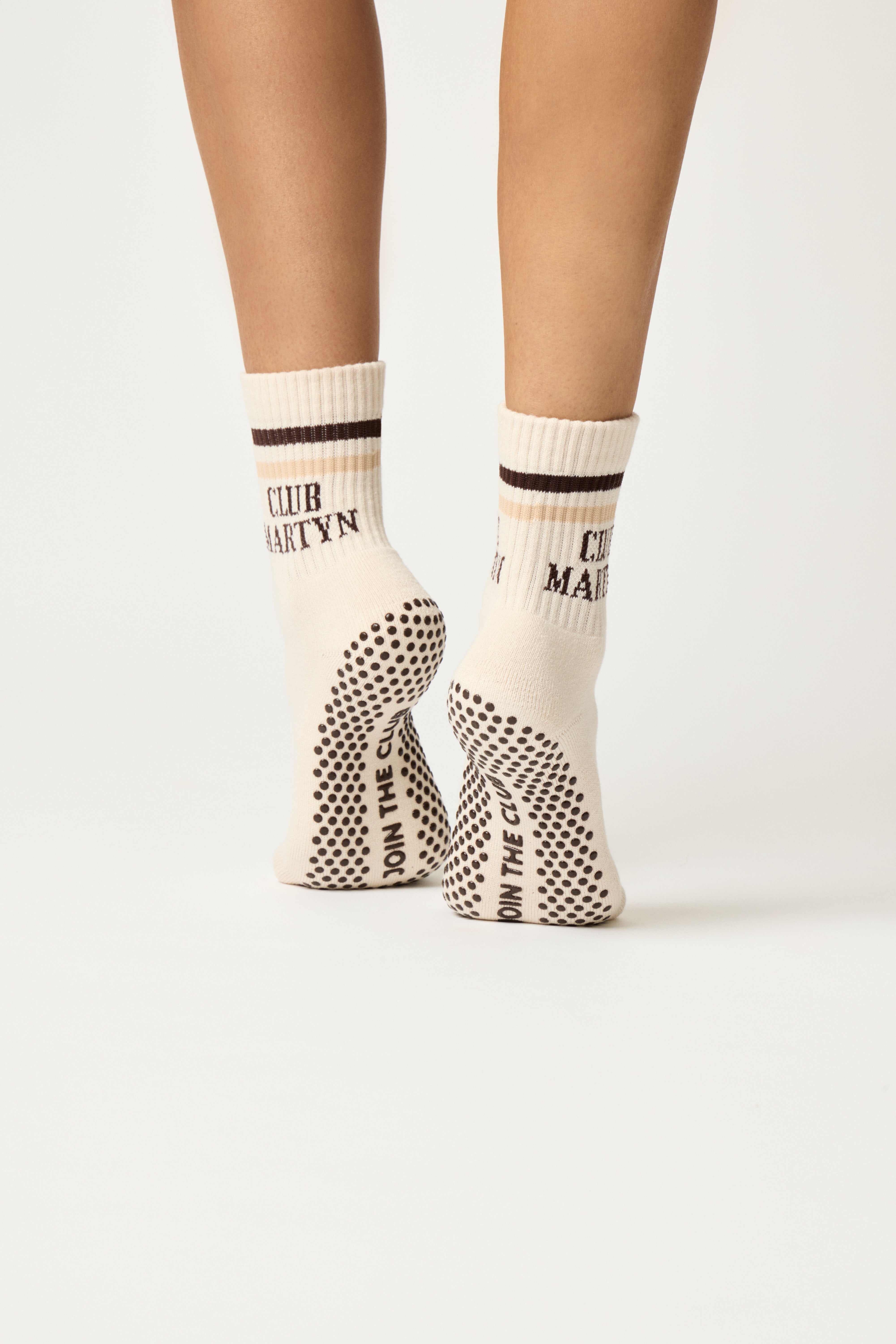 Signature Crew Pilates Grip Sock - Beige Brown