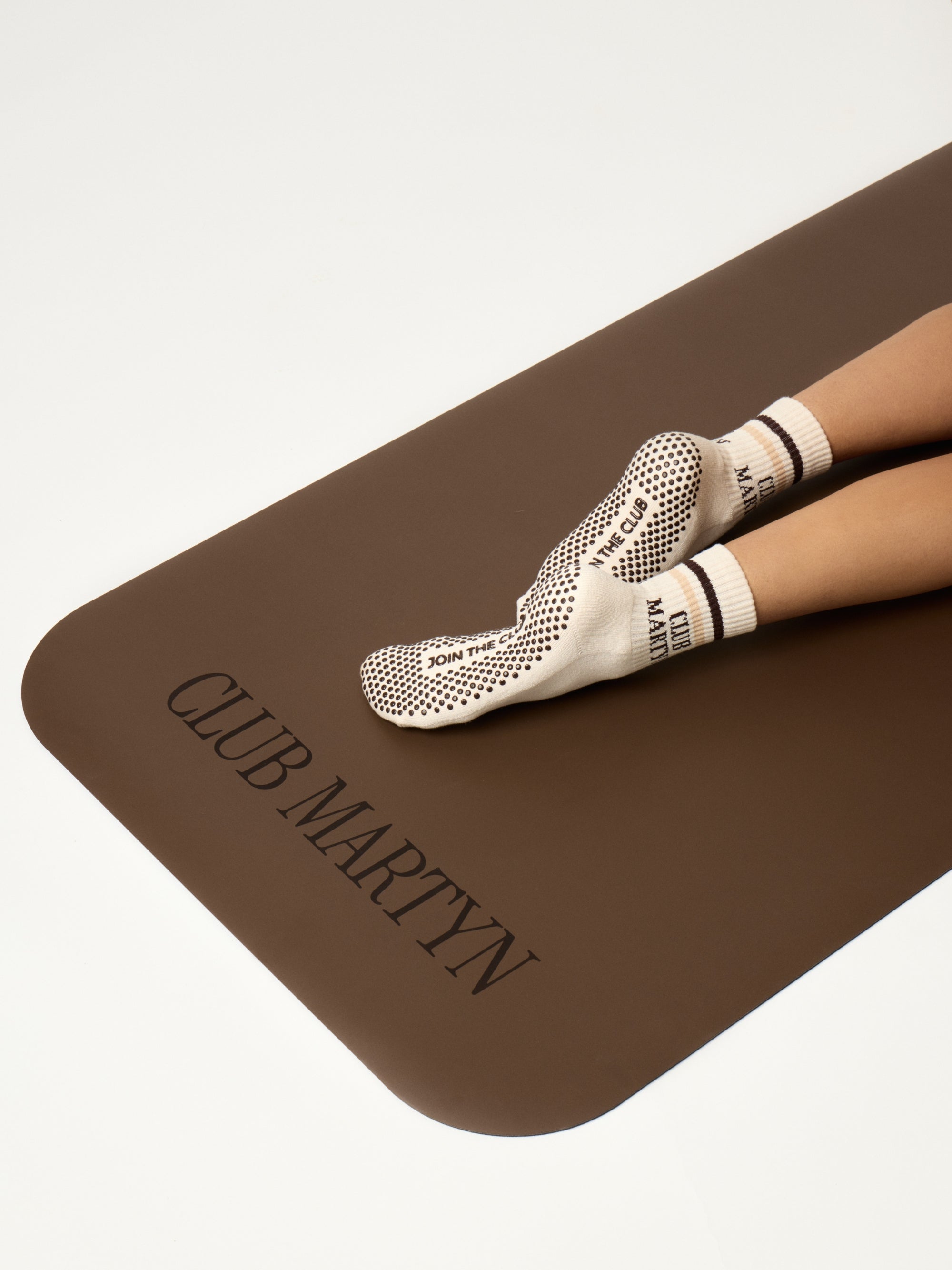 Curve Edge Yoga and Pilates Mat - Chocolate Brown